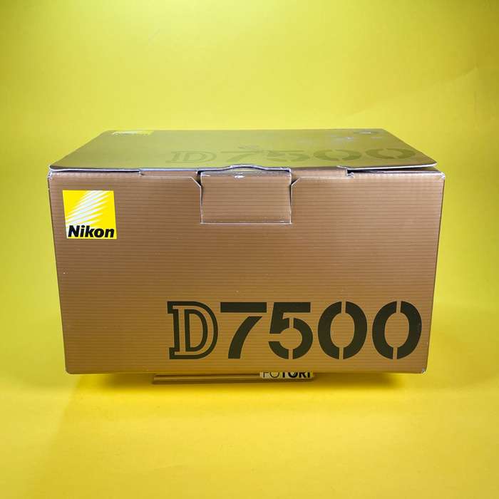 Nikon D7500 | 6016961
