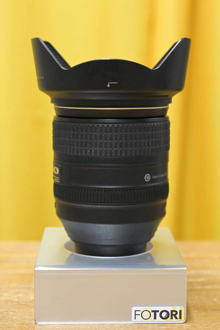 Nikon 24-120 mm f/4,0 AF-S ED VR