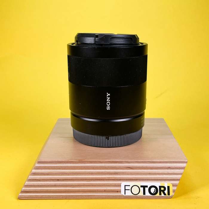 Sony E Sonnar T* 24mm f/1.8 ZA | 0222868