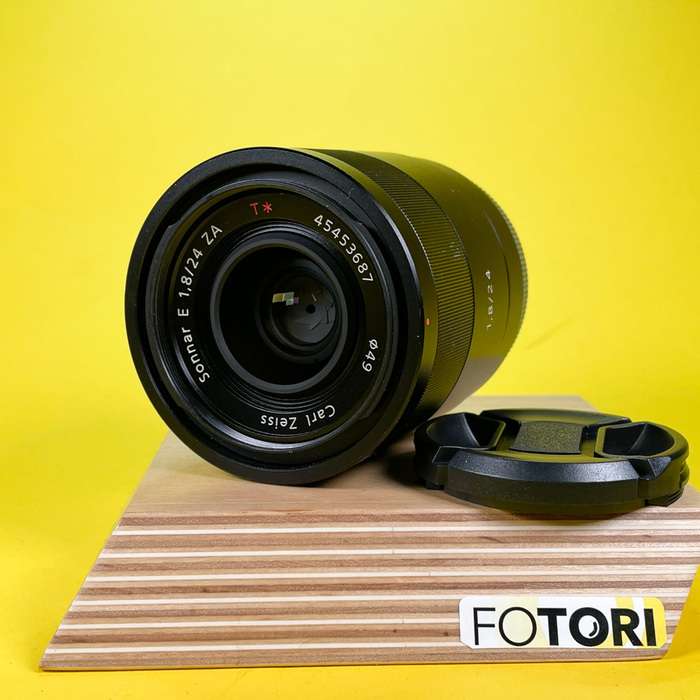 Sony E Sonnar T* 24mm f/1.8 ZA | 0222868