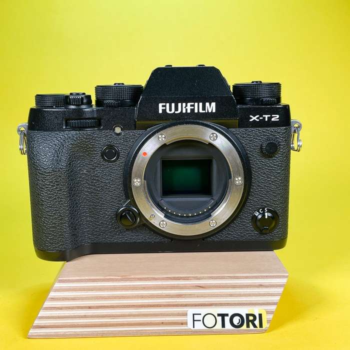Fujifilm X-T2 | 71M74789