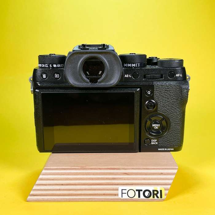 Fujifilm X-T2 | 71M74789