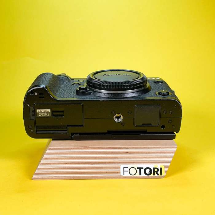 Fujifilm X-T2 | 71M74789