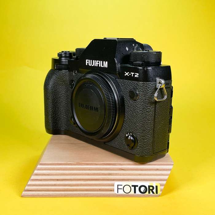 Fujifilm X-T2 | 71M74789