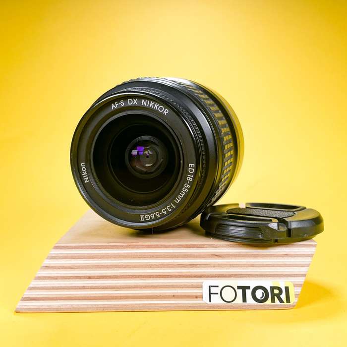 Nikon 18-55mm f/3.5-5.6GII ED AF-S DX | 4300527