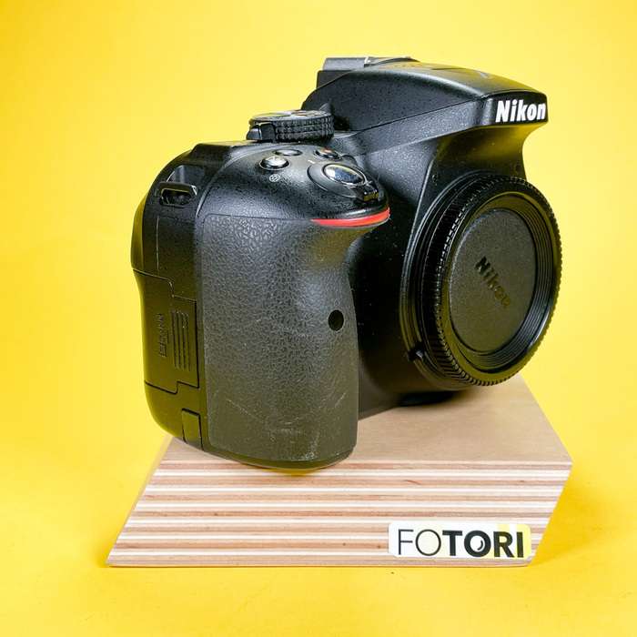 Nikon D5300 | 4995607