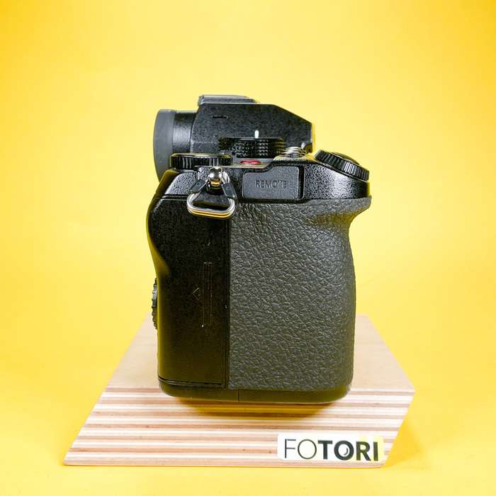 Panasonic Lumix DC-S5 | WJ1SB003932