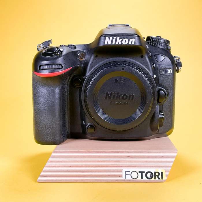 Nikon D7100 | 53715169