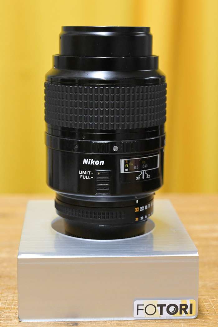 Nikon  105/2,8 AF MICRO