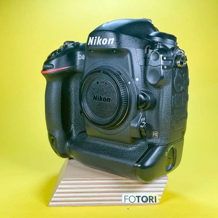 Nikon D4s | 2029250