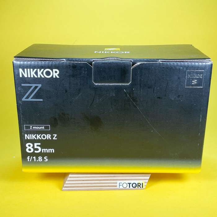 Nikon Z 85mm f/1.8 S | 20020998