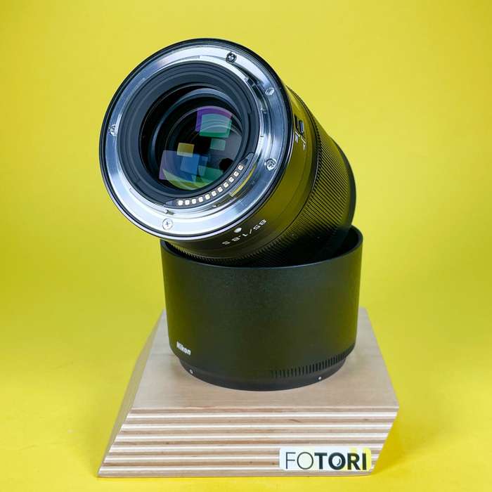 Nikon Z 85mm f/1.8 S | 20020998