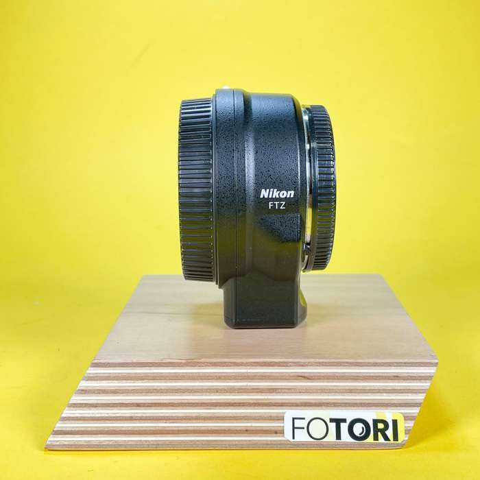 Nikon FTZ adaptér | 30111566