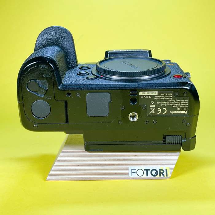 Panasonic Lumix DC-S1H |  WJ9SA004363