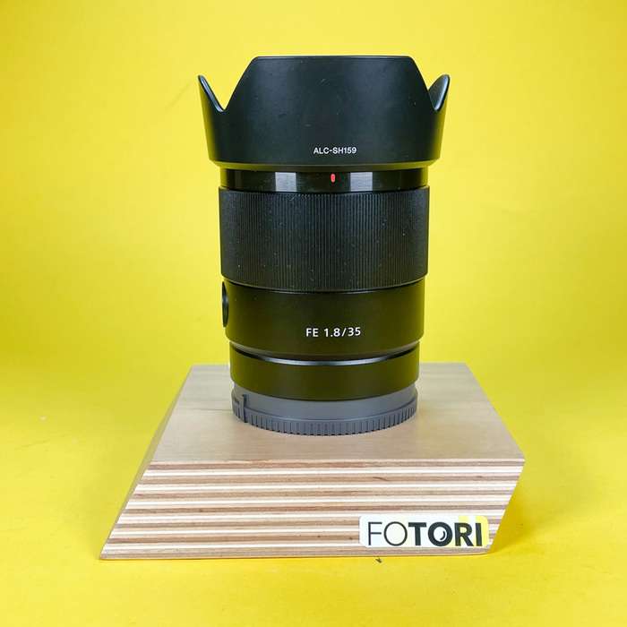 Sony FE 35mm f/1.8 | 1898091