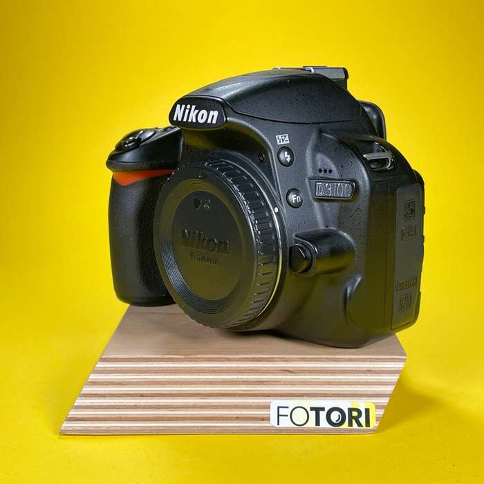 Nikon D3100 | 6202125