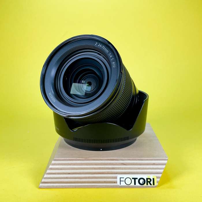 Nikon Z 24-70/4 S | 20215204