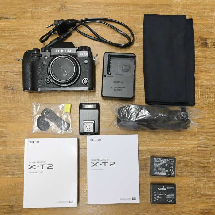 Fujifilm X-T2 + baterie jupio  | 71M74789