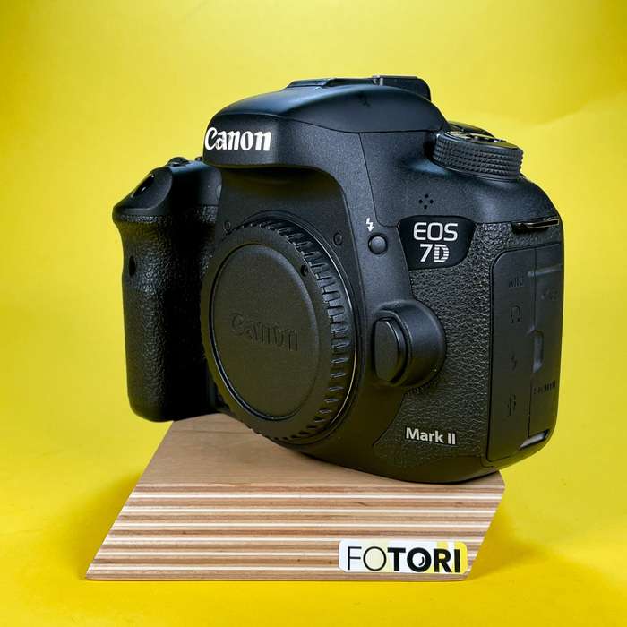 Canon EOS 7D Mark II | 333055001266