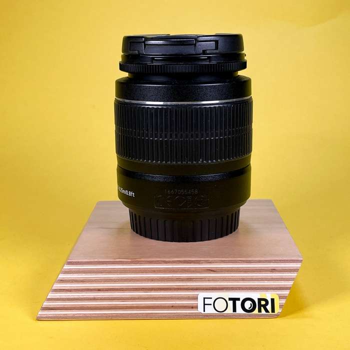 Canon EF-S 18-55mm f/3,5-5.6 III | 1667055458