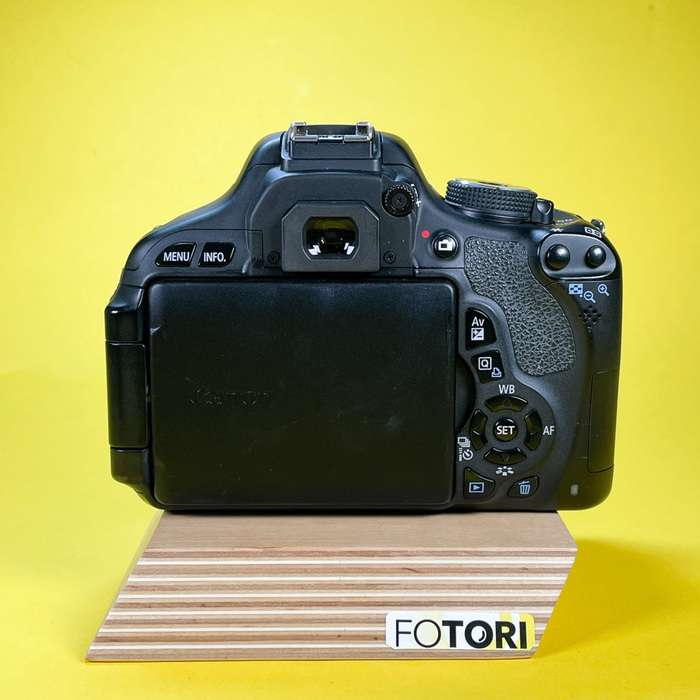 Canon EOS 600D | 413078074173