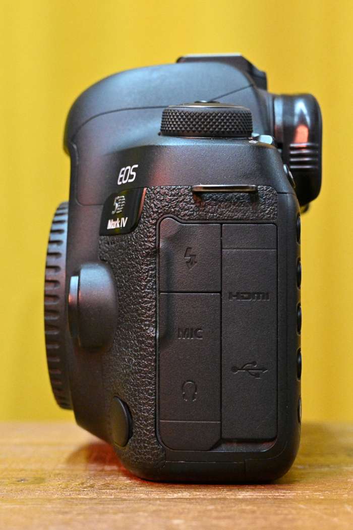 Canon EOS 5D Mark IV +  neoriginální baterie