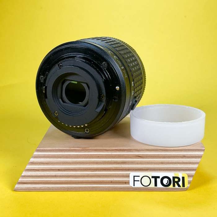 Nikon 18-55mm f/3.5-5.6G AF-P DX VR | 24588445