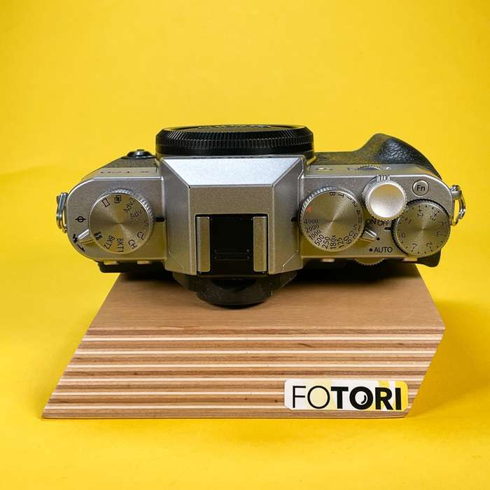 Fujifilm X-T20 | 2x baterie  + grip| 7BQ17755