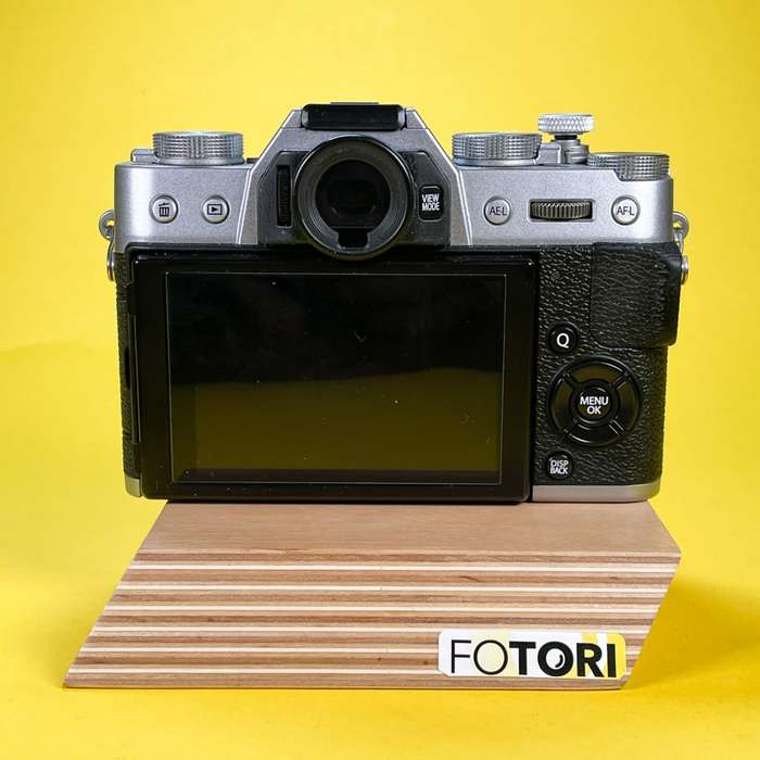 Fujifilm X-T20 | 2x baterie  + grip| 7BQ17755