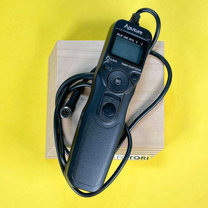 Aputure dálková spoušť pro Nikon s 10 pin konektorem