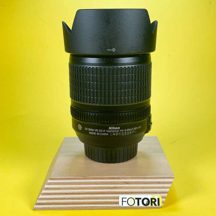 Nikon 18-105mm f/3.5-5.6G AF-S G DX ED VR | 42133497