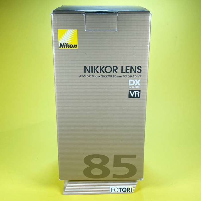 Nikon 85 mm f/3,5 AF-S G DX Micro VR | 2083485