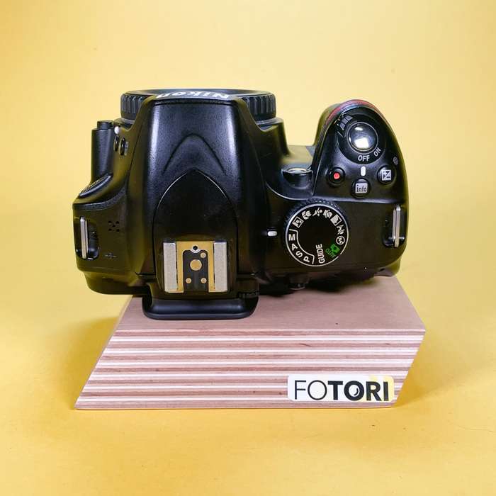 Nikon D3200 | 7268844