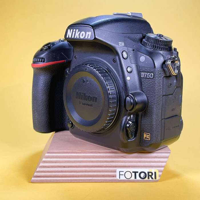 Nikon D750 | 6102036