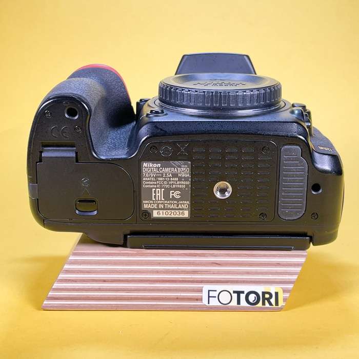 Nikon D750 | 6102036