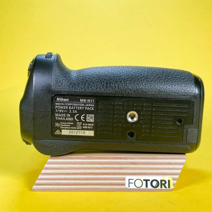 Nikon MB-N11 | Bateriový grip pro Z6 II a Z7 II  |  2012718