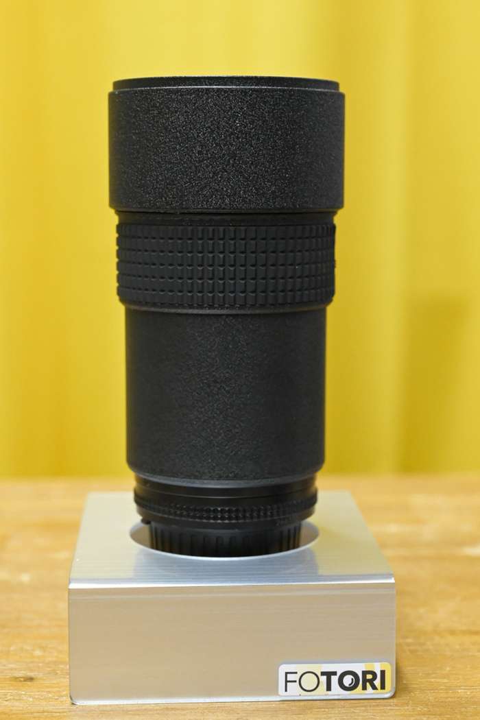 Nikon 180mm f/2.8 ED-IF AF NIKKOR