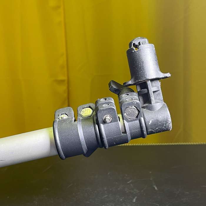 Držák odrazné desky