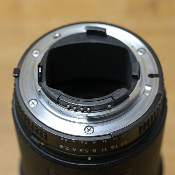 Nikon 180mm f/2.8 ED-IF AF NIKKOR