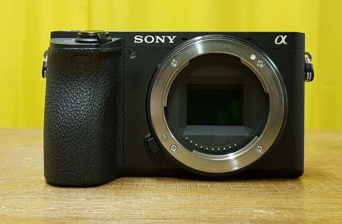 Sony Alpha A6500 + 3x Neoriginální baterie