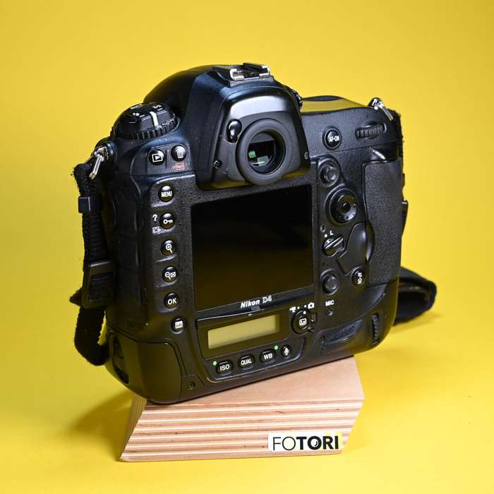 Nikon D4 | 2055058