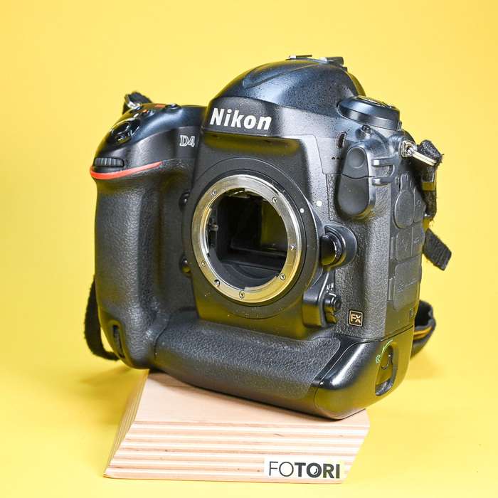Nikon D4 | 2055058