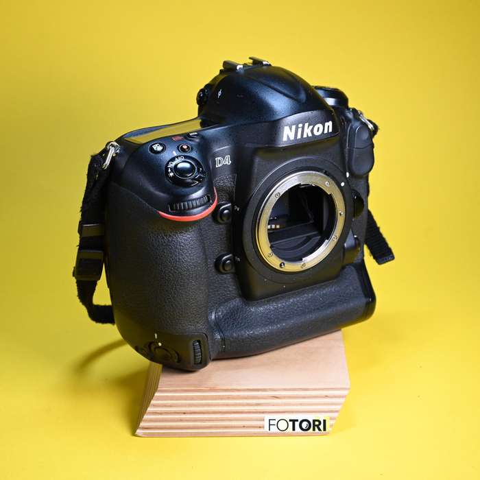 Nikon D4 | 2055058