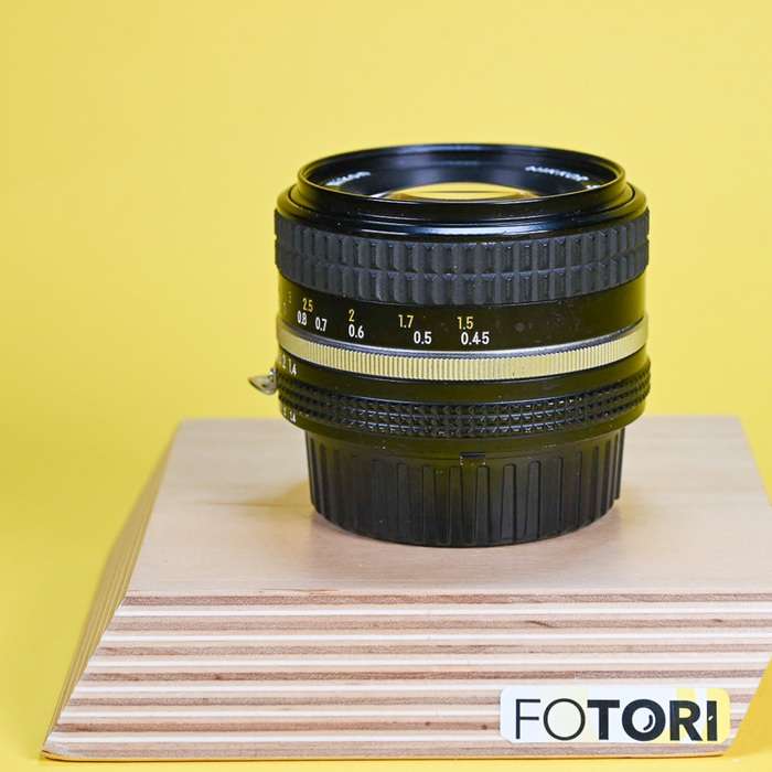 Nikon 50mm f/1,4 MF Nikkor AiS | 5848489