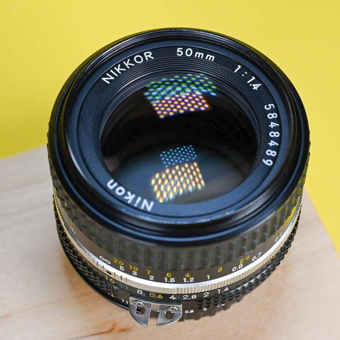Nikon 50mm f/1,4 MF Nikkor AiS | 5848489