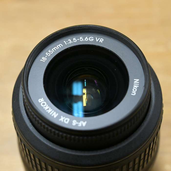 Nikon D3100 + 18-55 mm VR + 16GB karta