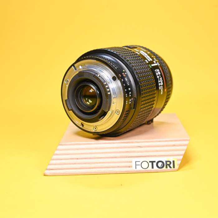 Nikon 28-105mm f/3.5-4.5 AF-D | 458540
