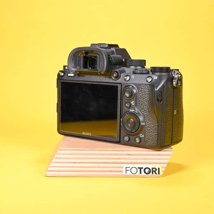 Sony Alpha A7 III | 4010465