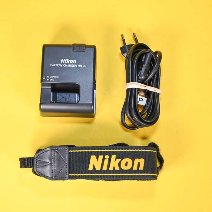 Nikon D7000 | 6205303