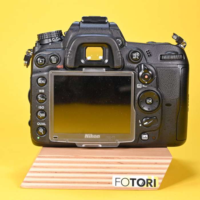 Nikon D7000 | 6205303